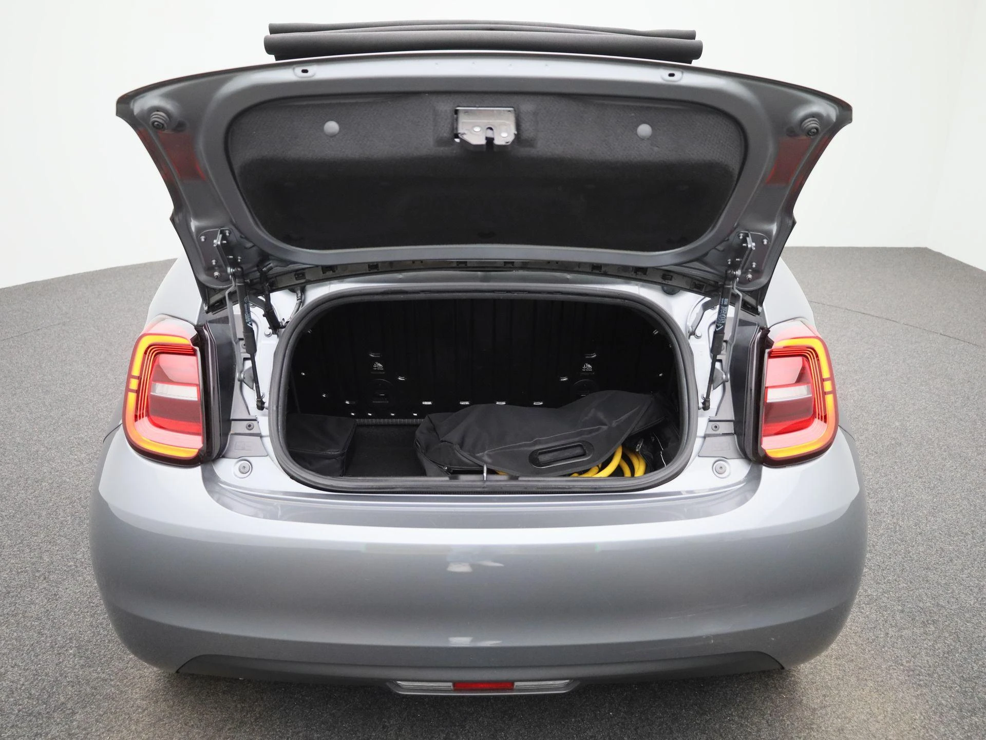 Fiat-500C-image-11