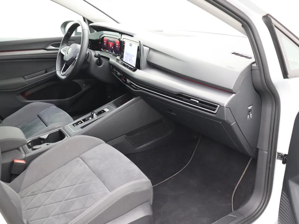 Volkswagen Golf VIII eHybrid New Golf Style 1.4eHybrid 204PK *AUTOMAAT*VIRTUAL COCKPIT*PDC*ACC*ALCANTARA*APP-CONNECT*...*