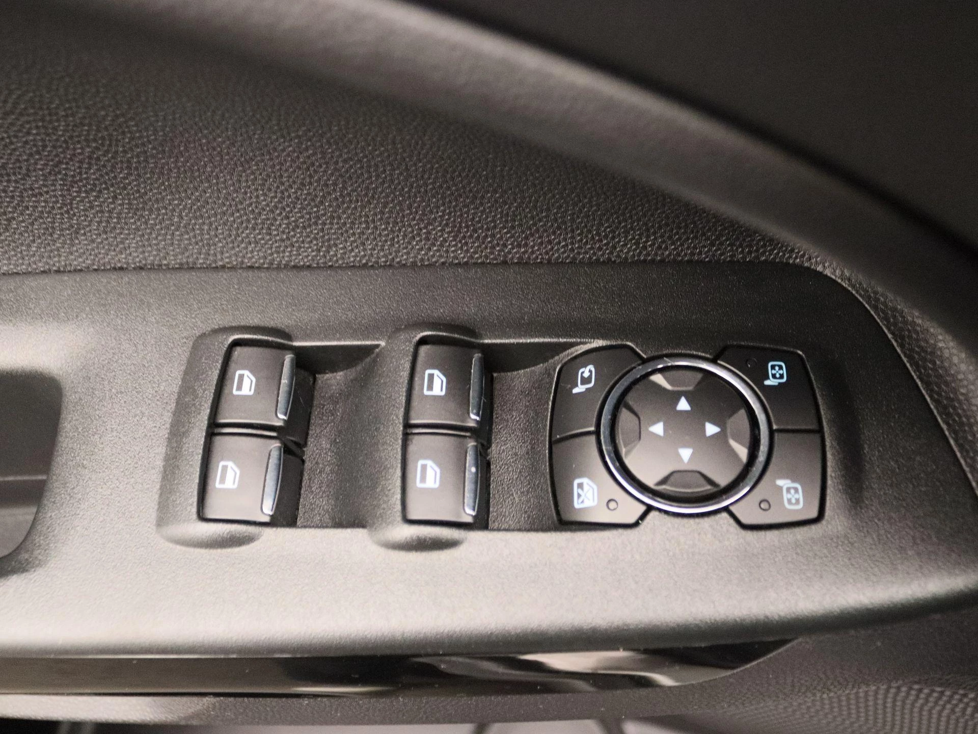 Ford-EcoSport-image-22
