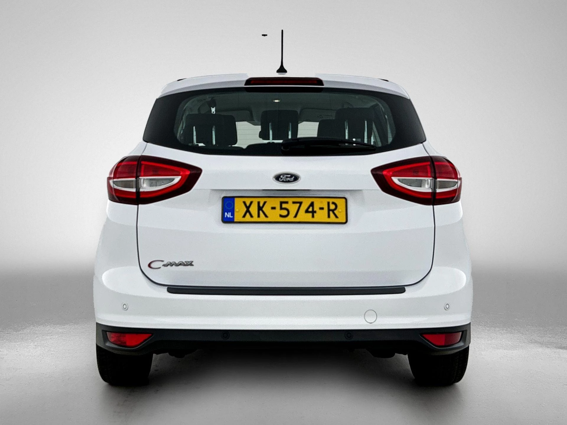 Ford-C-MAX-image-2