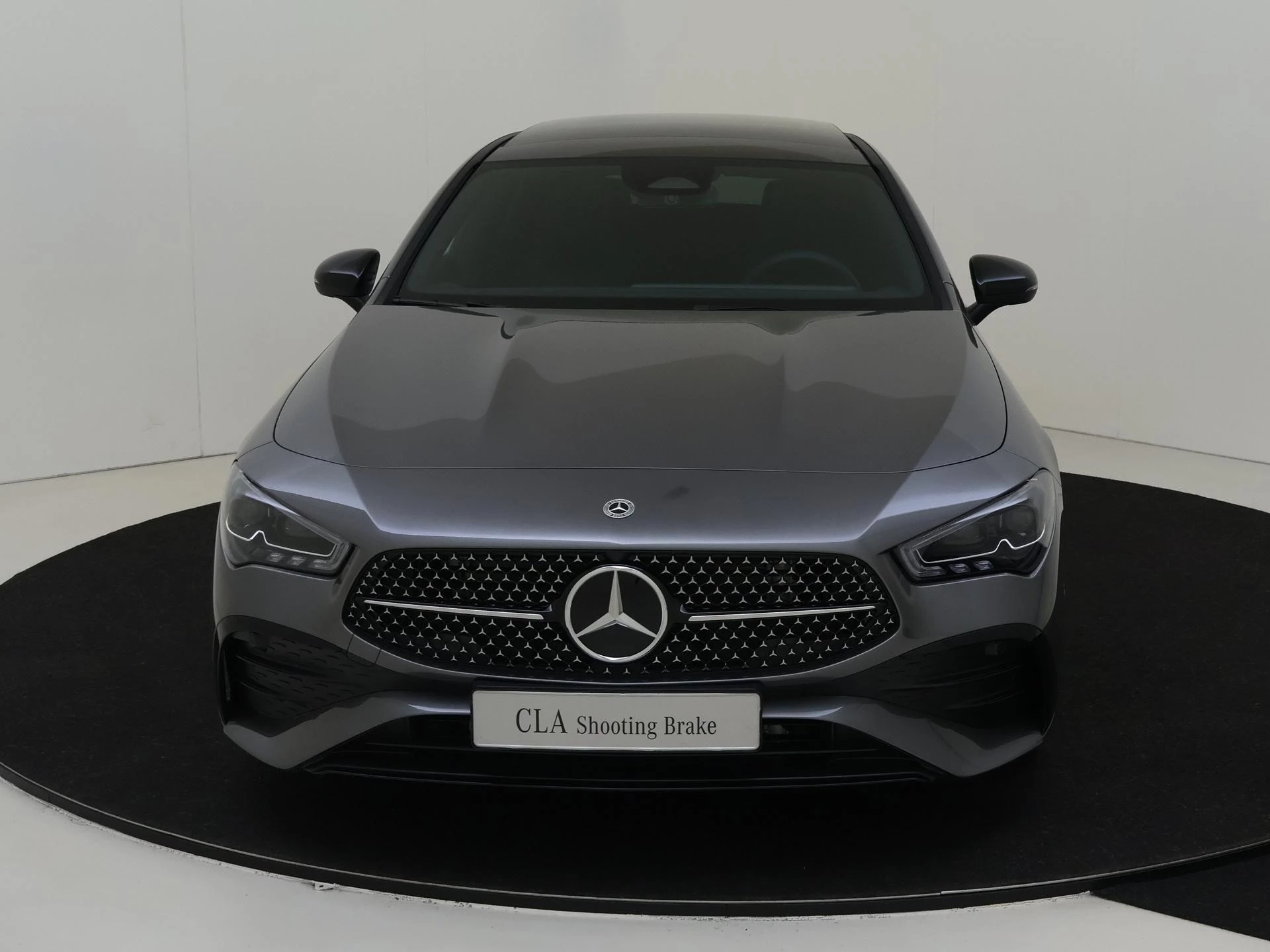 Mercedes-Benz-CLA-image-8