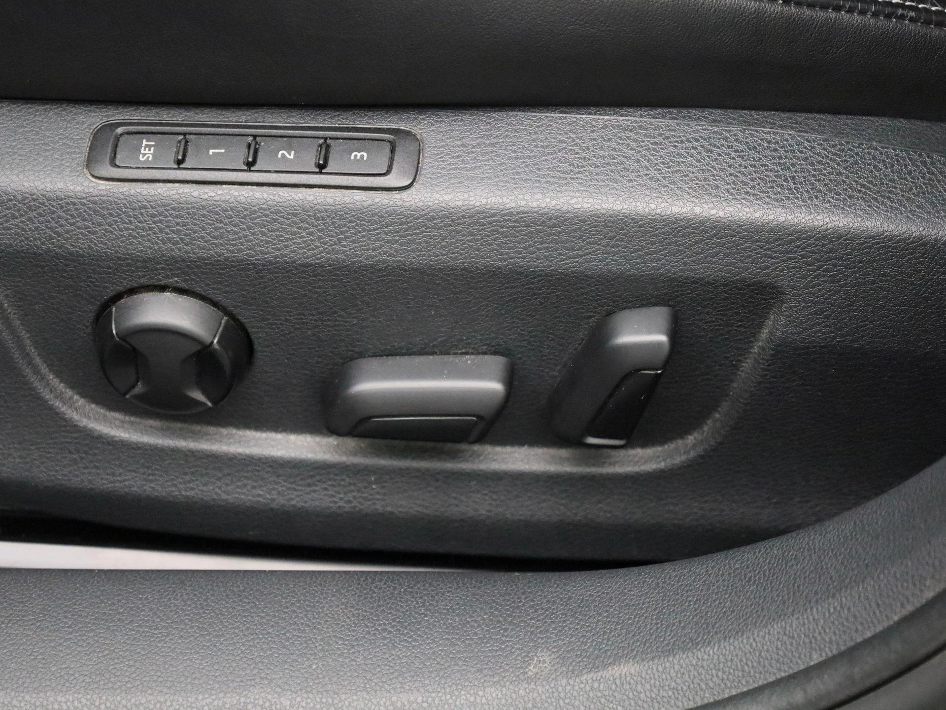 Škoda Superb Combi 1.4 TSI iV Sportline Business