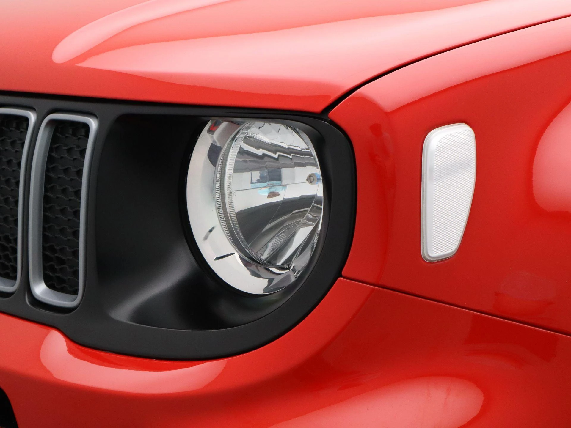 Jeep-Renegade-image-13