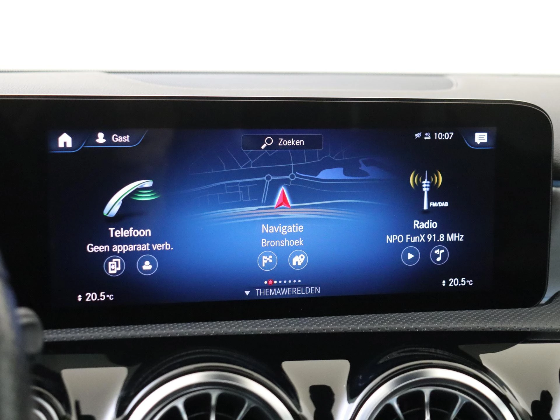 Mercedes-Benz-A-Klasse-image-14