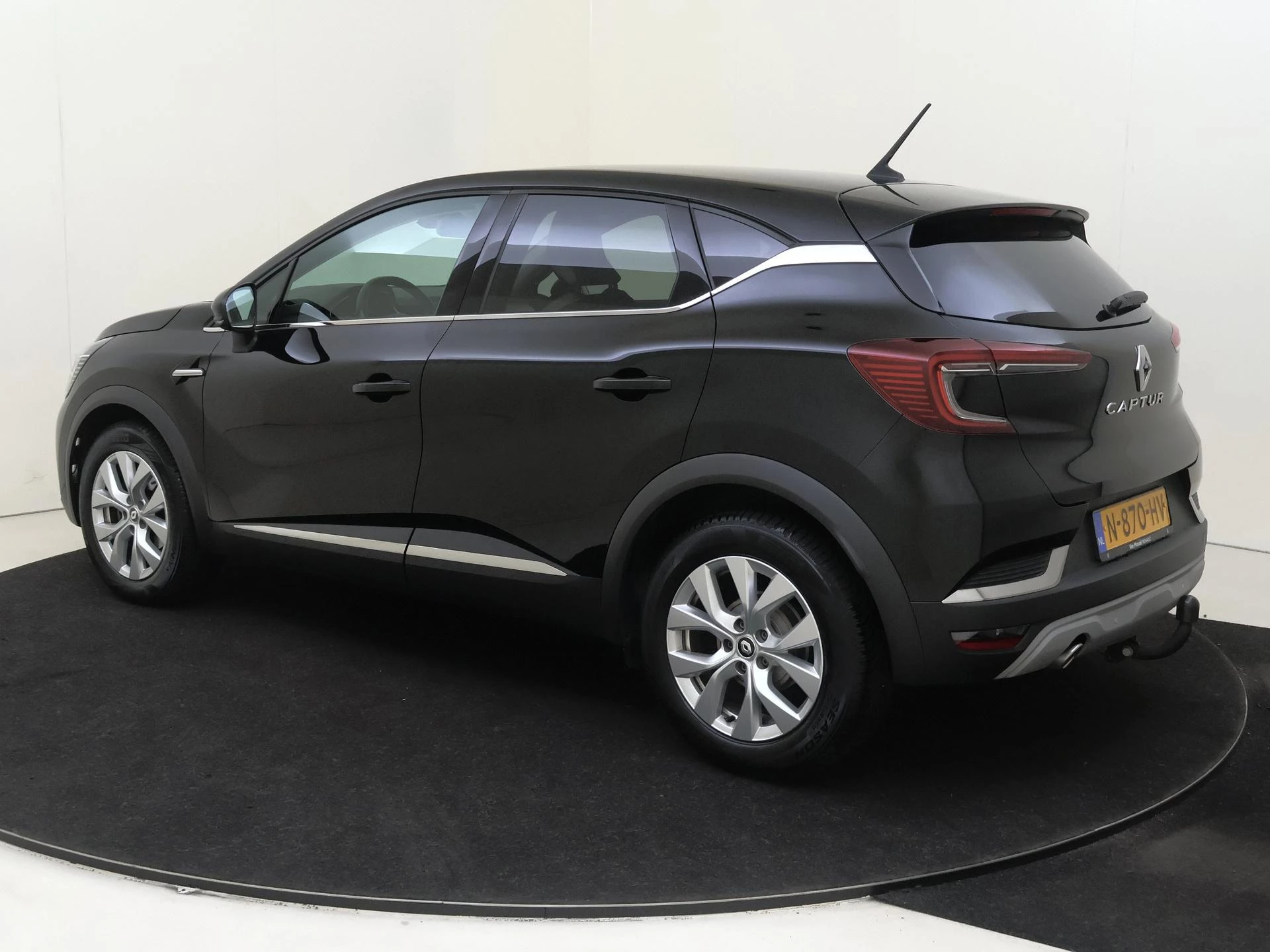 Renault-Captur-image-6