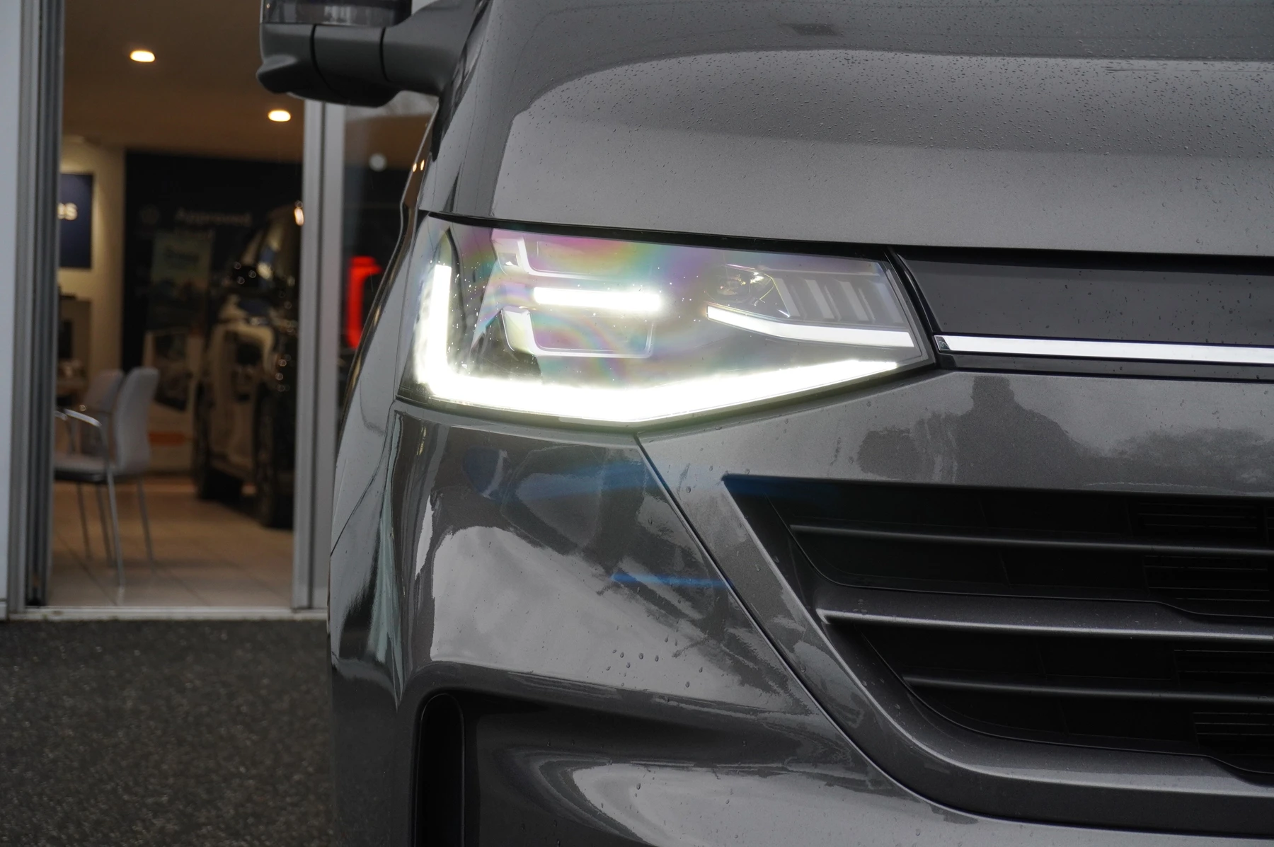 Volkswagen-Transporter-image-53