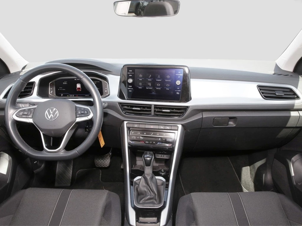 Volkswagen T-Roc 1.5 TSI DSG Life 16" App-Con.+VC ACC LED RFK+PDC SHZ