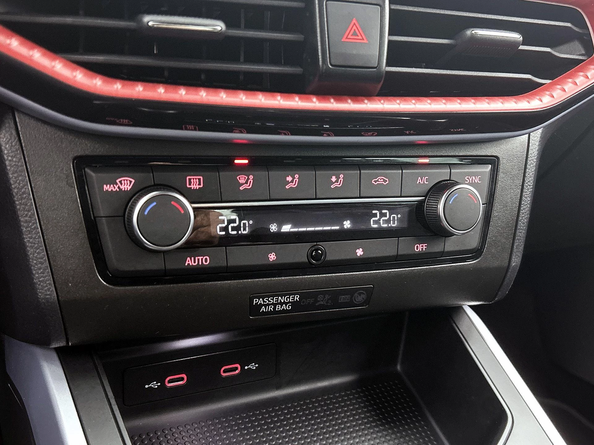 SEAT-Arona-image-22