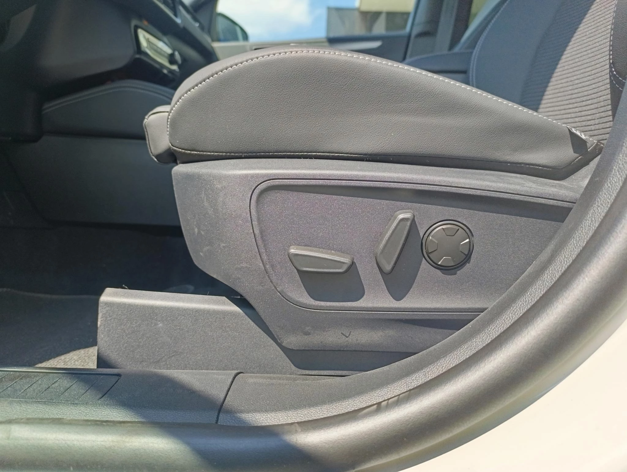 Ford Kuga 2.5 PHEV Sound Edition
