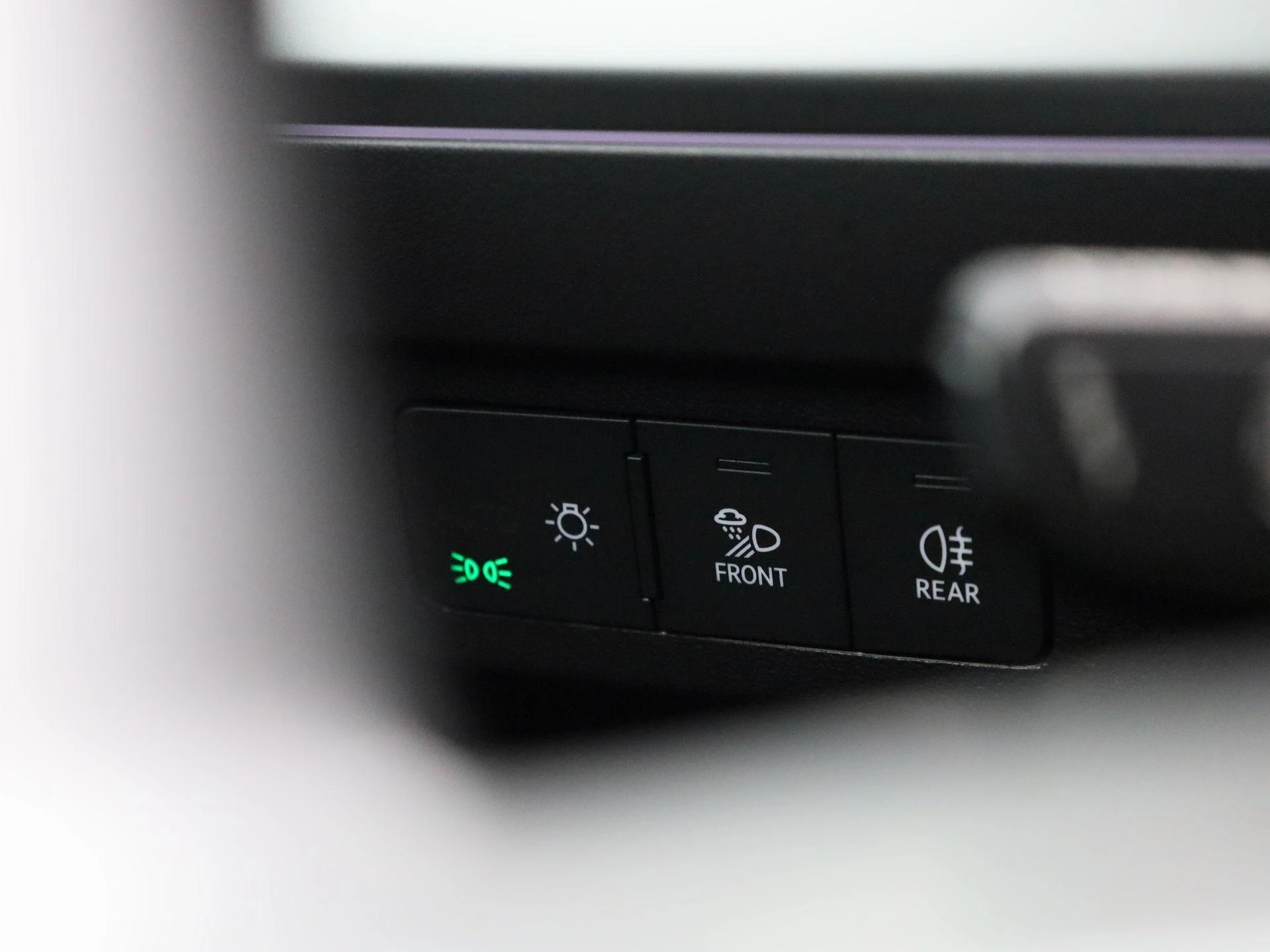 Audi-Q4 e-tron-image-36