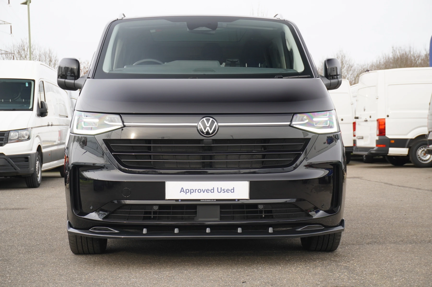 Volkswagen-Transporter-image-6
