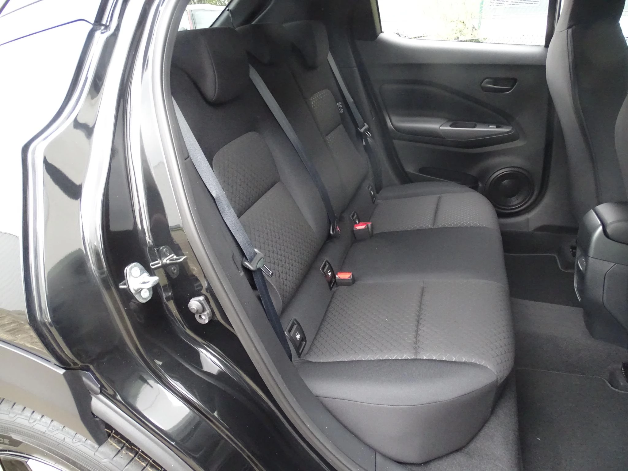 Nissan Juke 1.0 DIG-T Acenta automaat