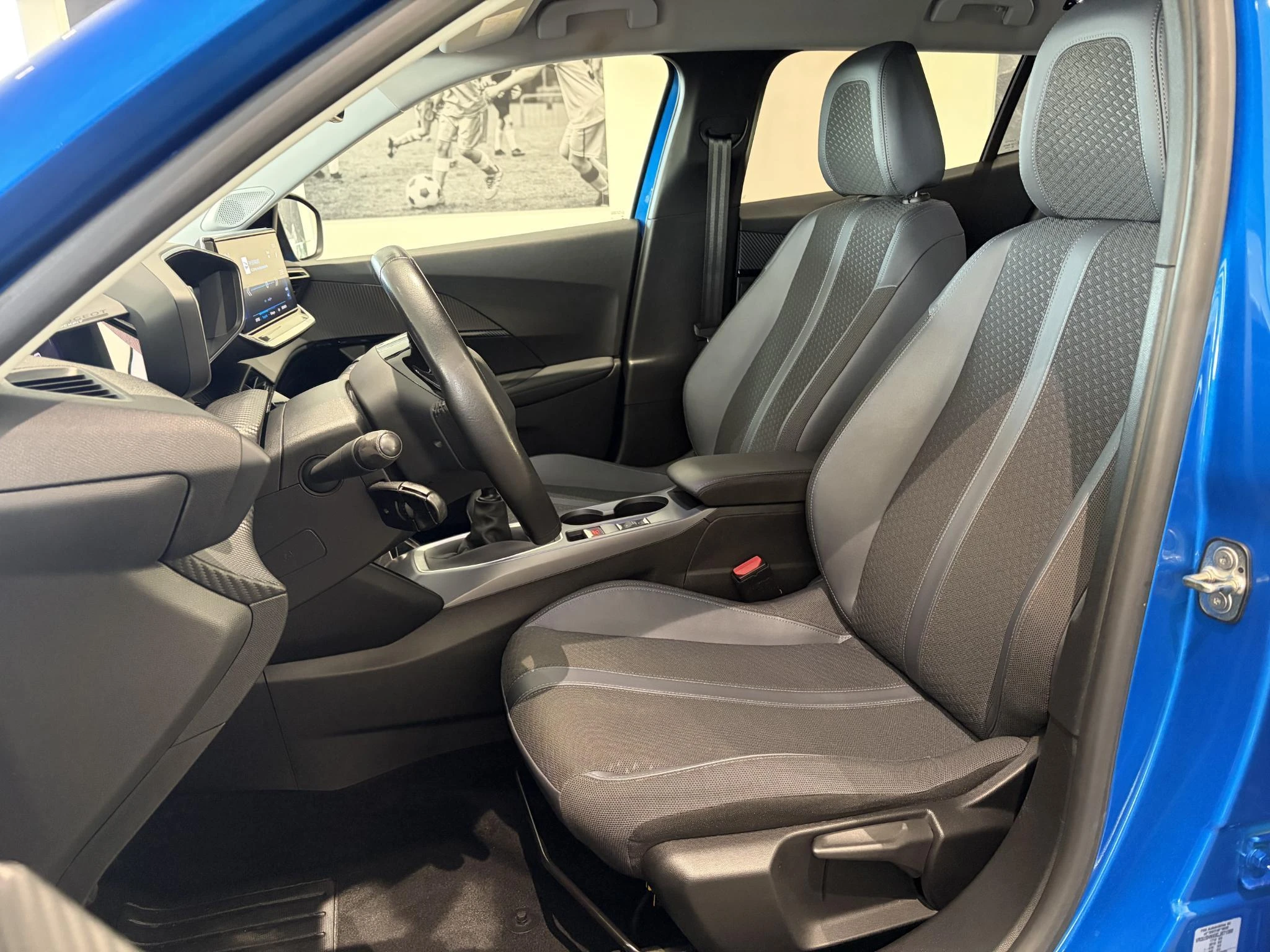 Peugeot-2008-image-7
