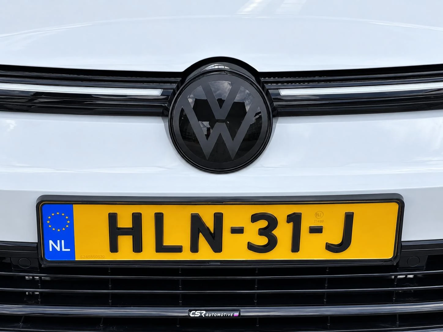 Volkswagen-Golf-image-13