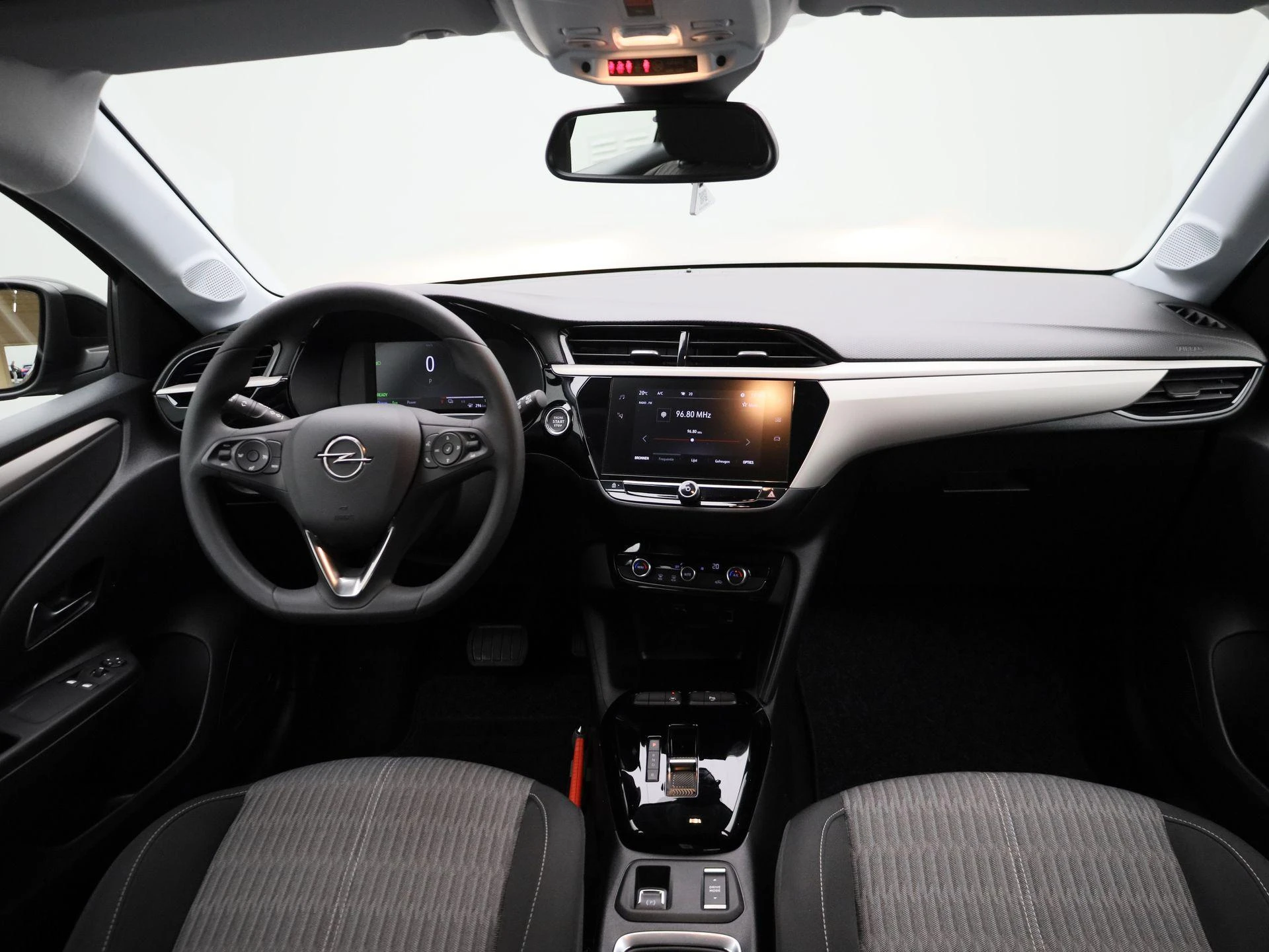 Opel-Corsa-e-image-32
