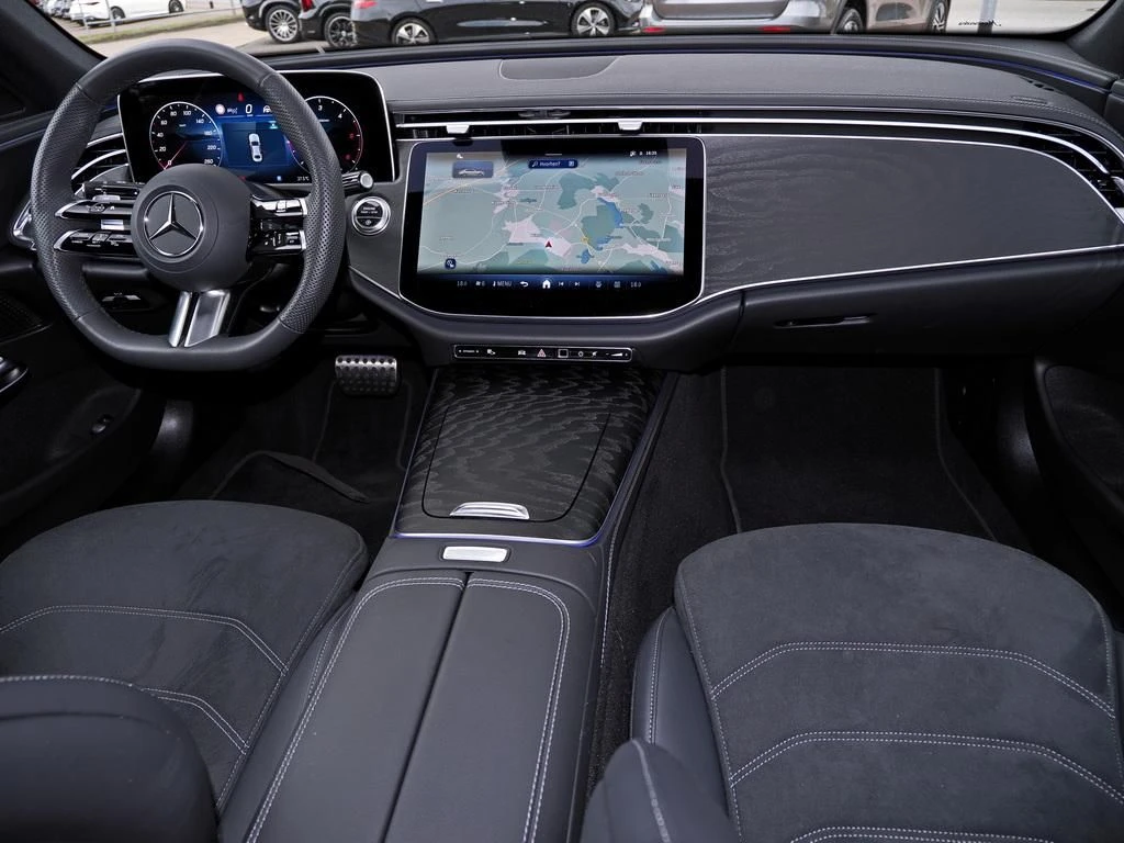Mercedes-Benz-E-Klasse 220 d-image-13