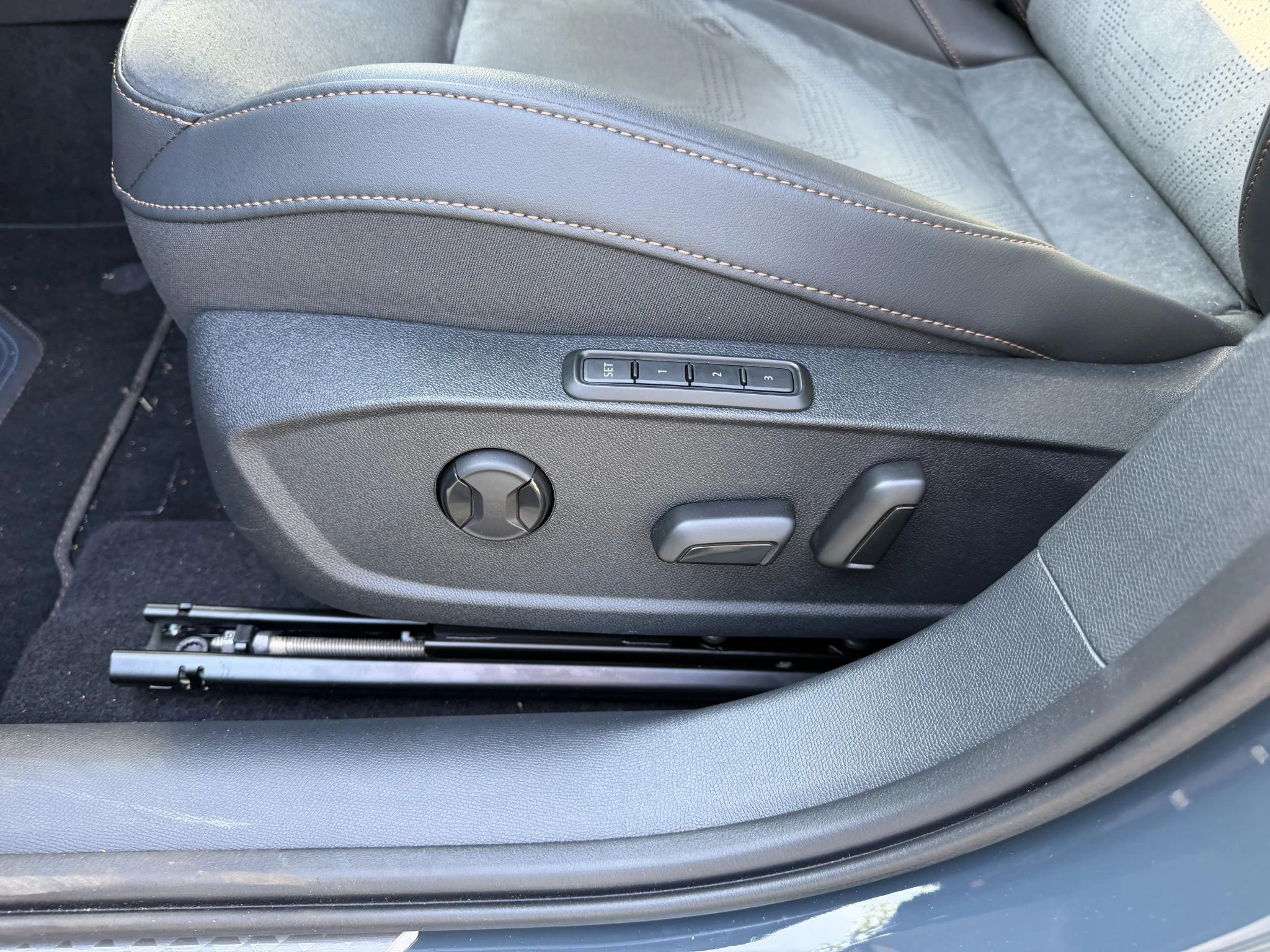 CUPRA-Leon-image-8