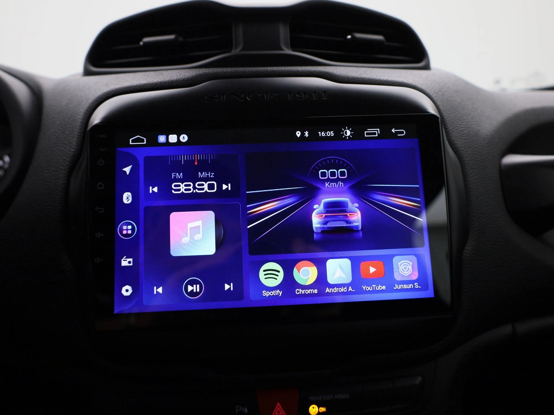 Jeep-Renegade-image-15