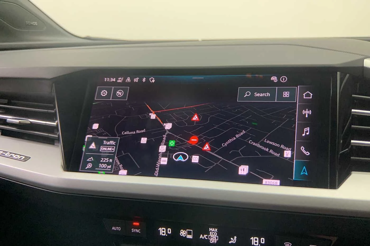 Audi-Q4 e-tron-image-14