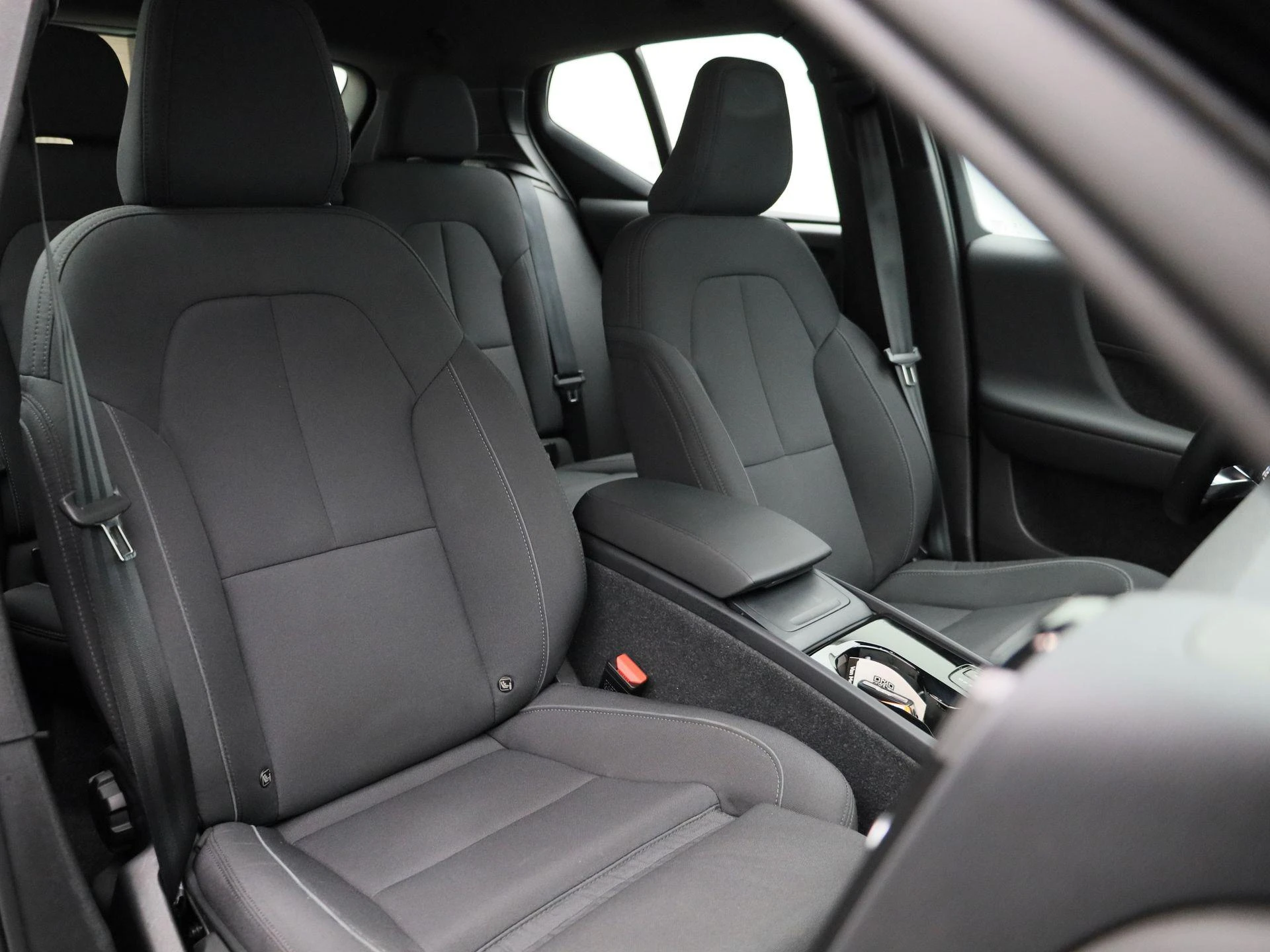 Volvo-XC40-image-32