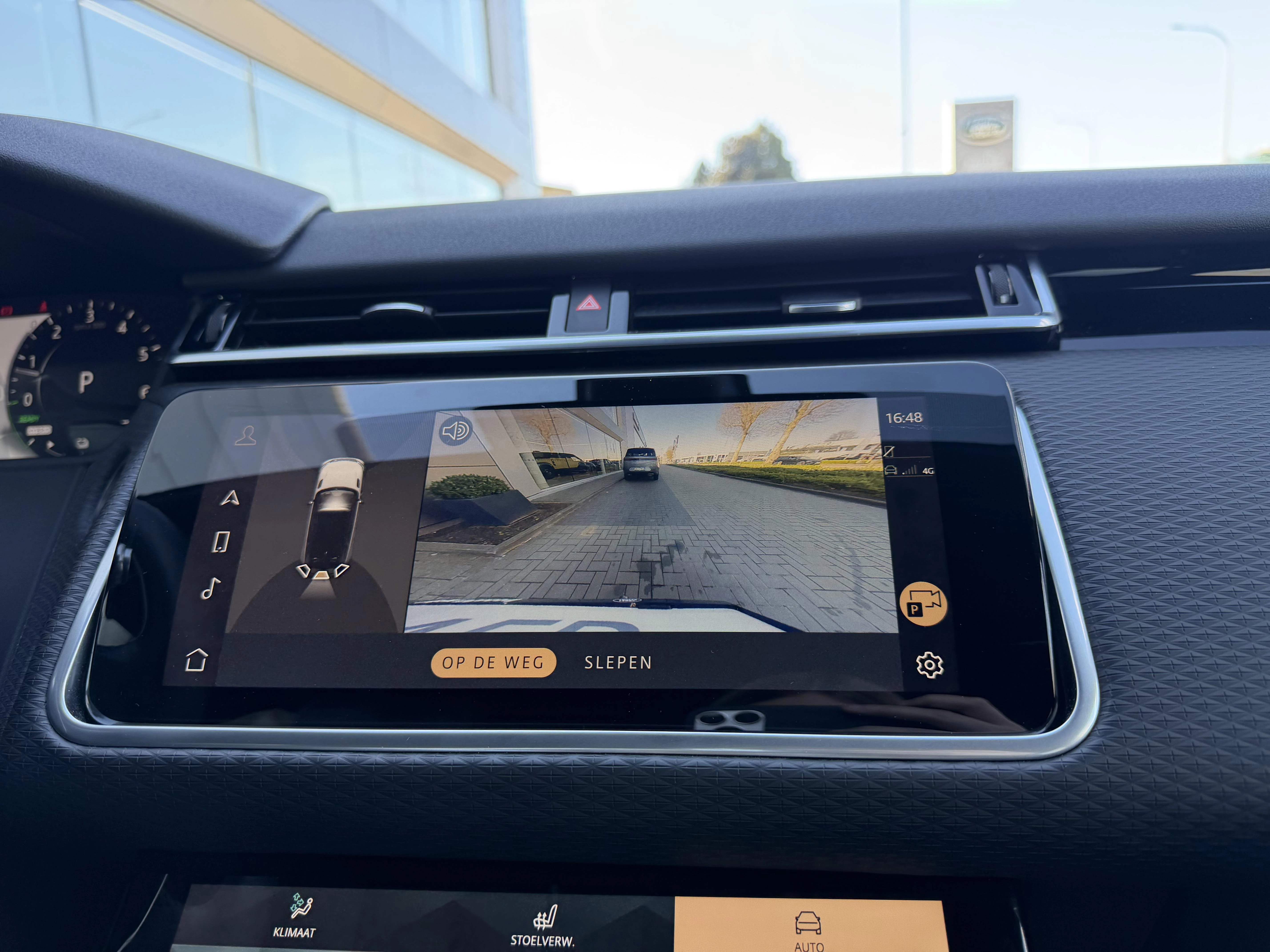 Land Rover Range Rover Velar P400e R-Dynamic S