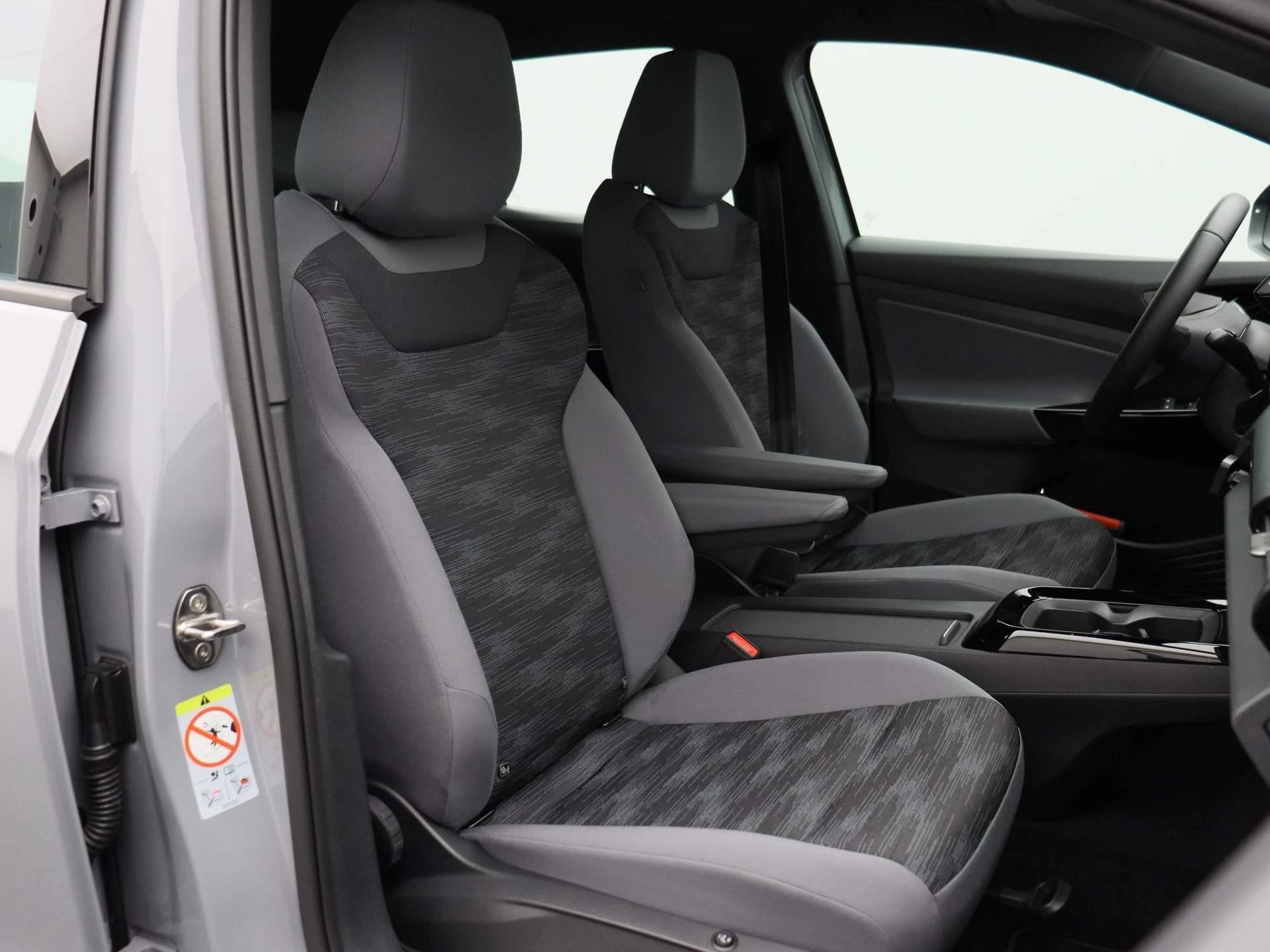 Volkswagen-ID.4-image-38