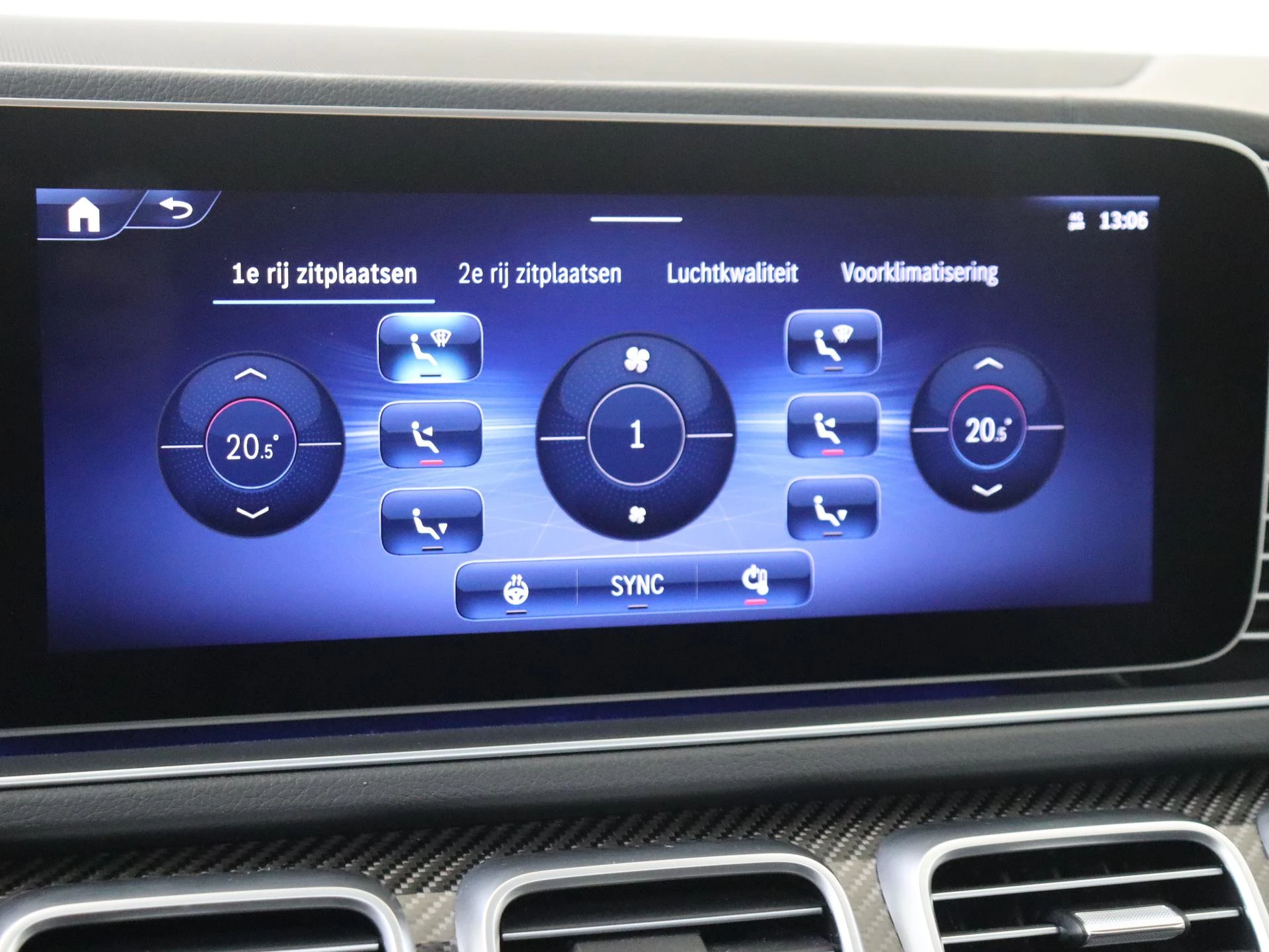 Mercedes-Benz-GLE-image-17