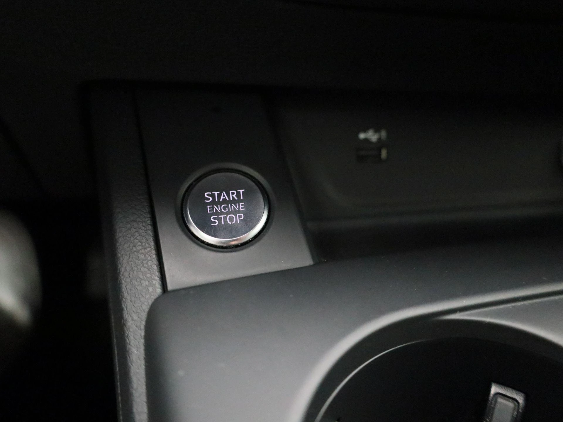 Audi-A4-image-31