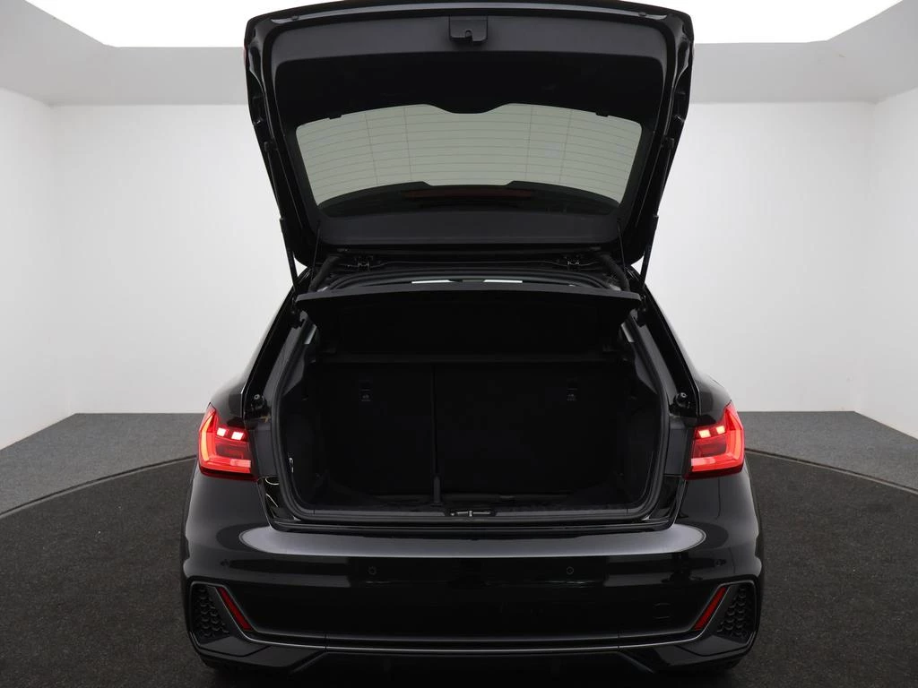 Audi-A1 Sportback-image-12