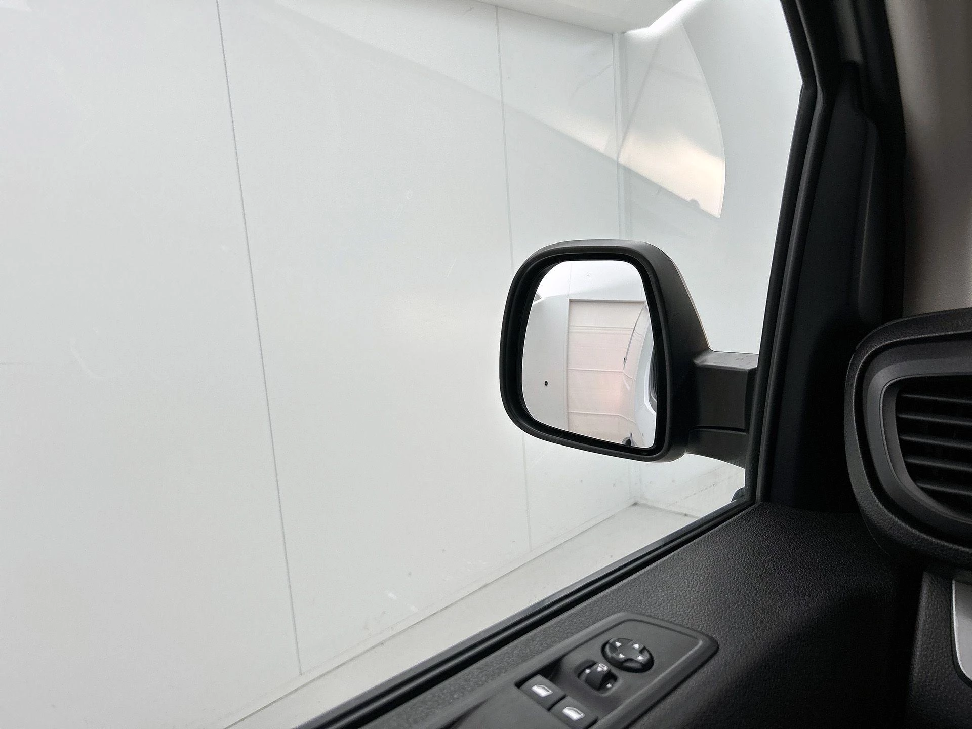 Opel Vivaro 2.0 Diesel 180 S&S L3