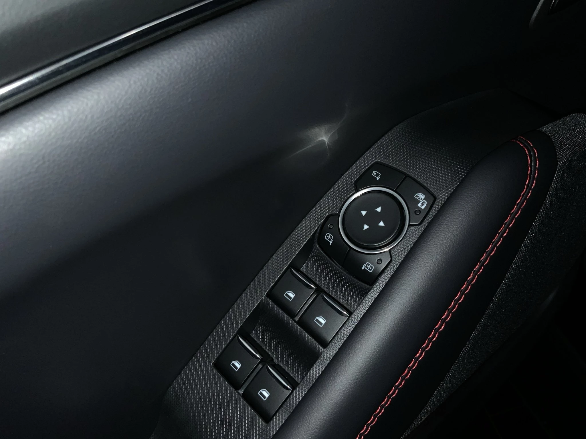 Ford-Mustang Mach-E-image-22