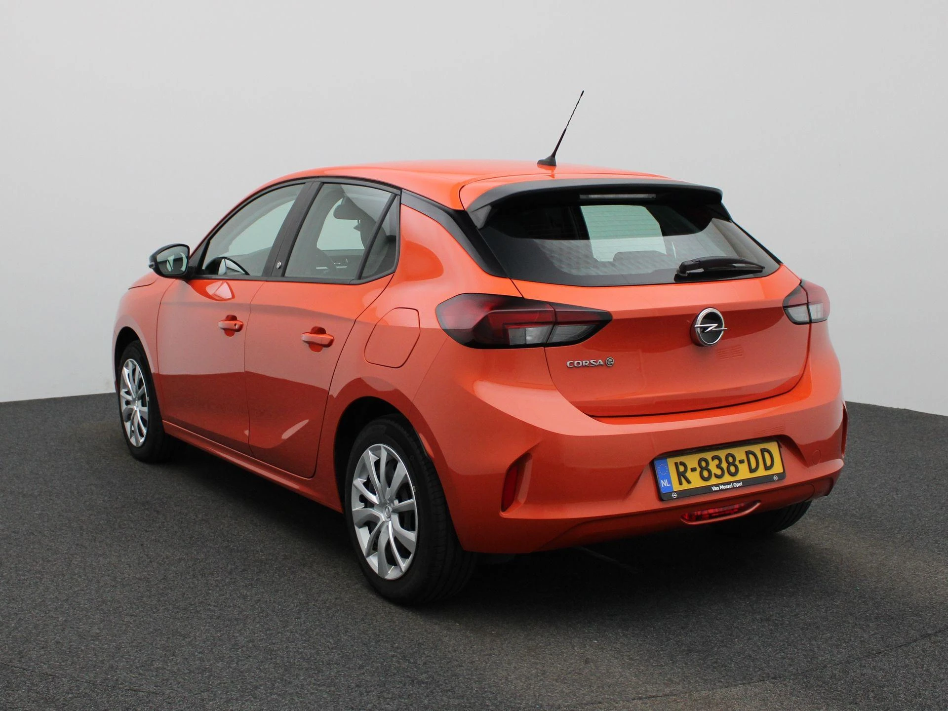 Opel-Corsa-e-image-1