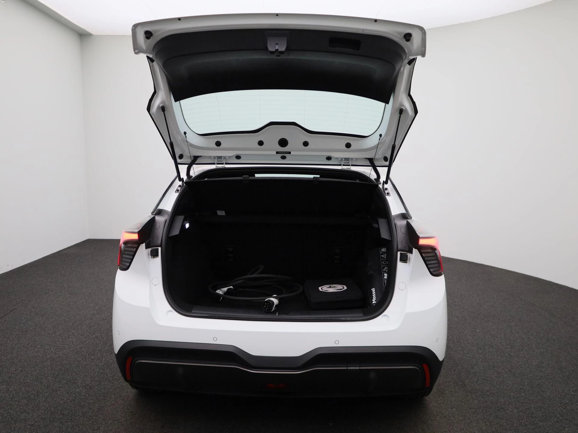 MG-MG4 EV-image-10