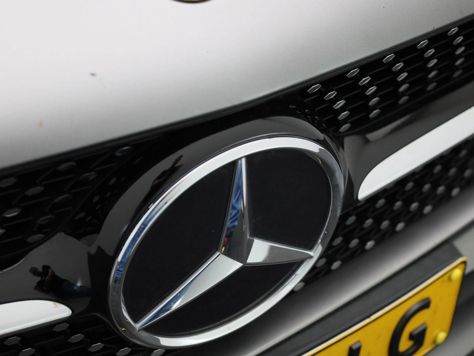 Mercedes-Benz-CLA-image-45