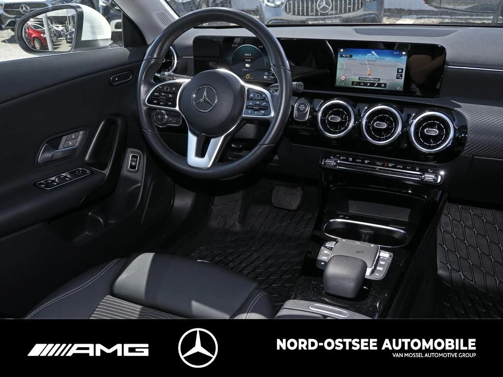 Mercedes-Benz CLA 250 e SB KAMERA PANO TEMPOMAT LED SITZH