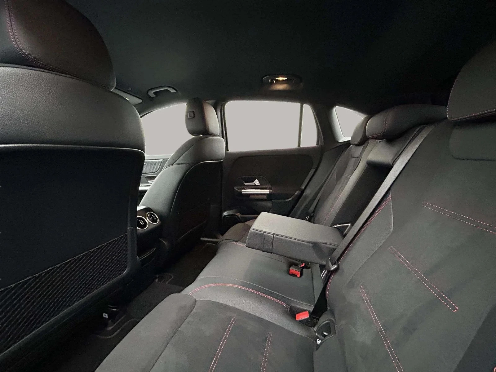 Mercedes-Benz-EQA-image-13