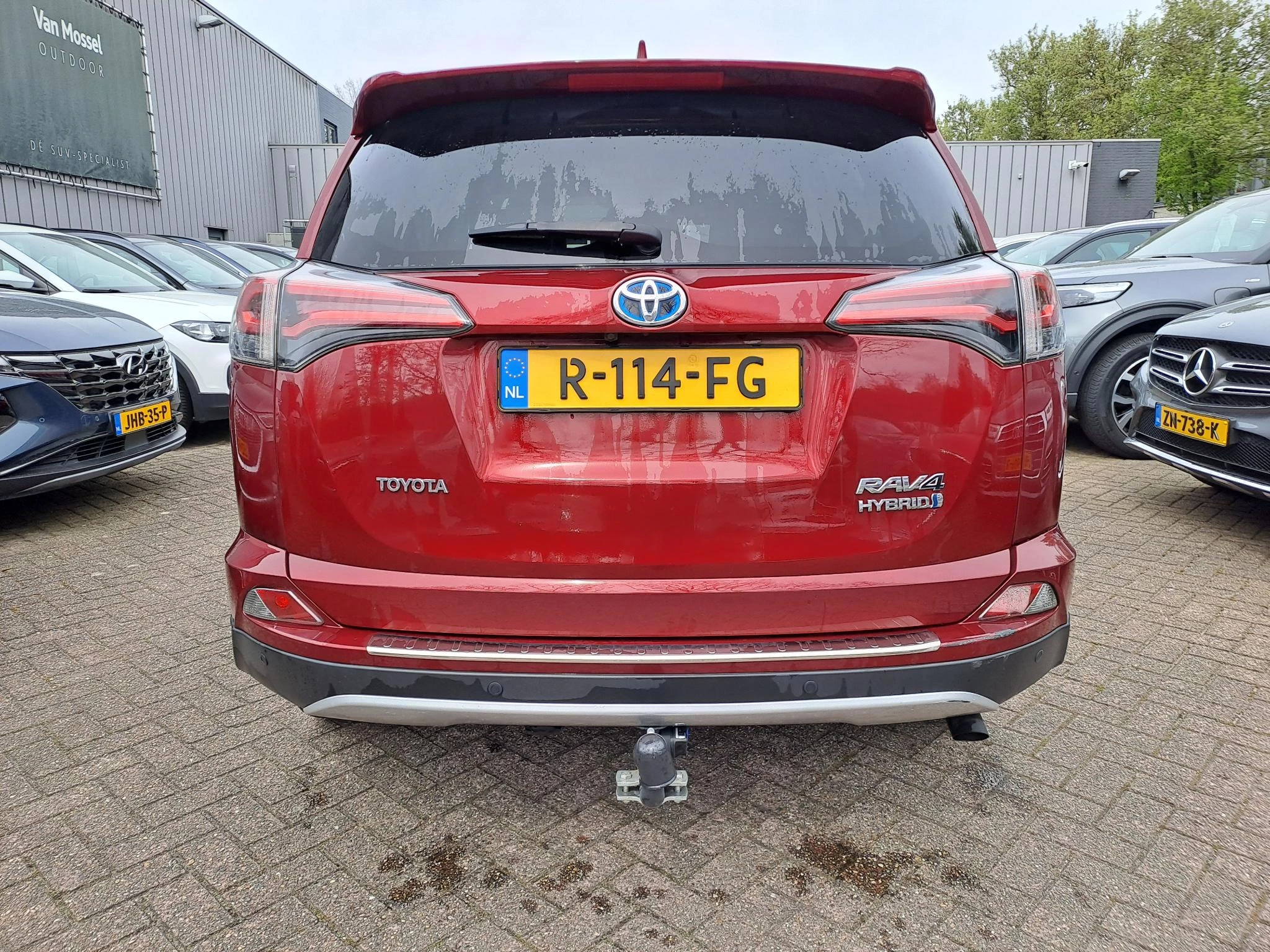 Toyota RAV4 2.5 Hybrid AWD Team D