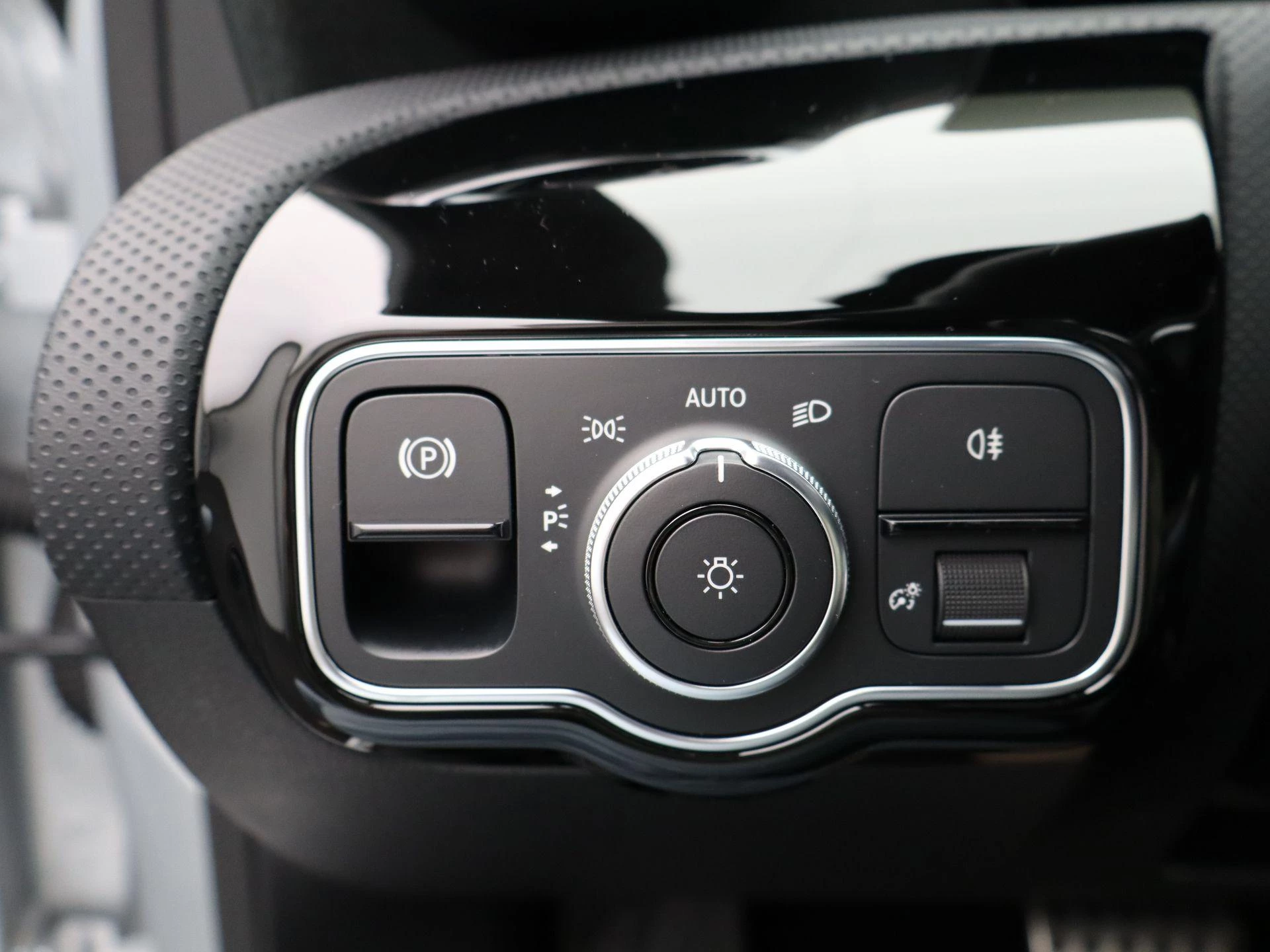 Mercedes-Benz-A-Klasse-image-23