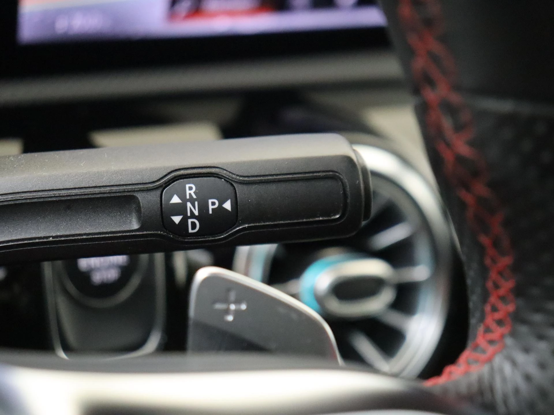 Mercedes-Benz-CLA-image-14
