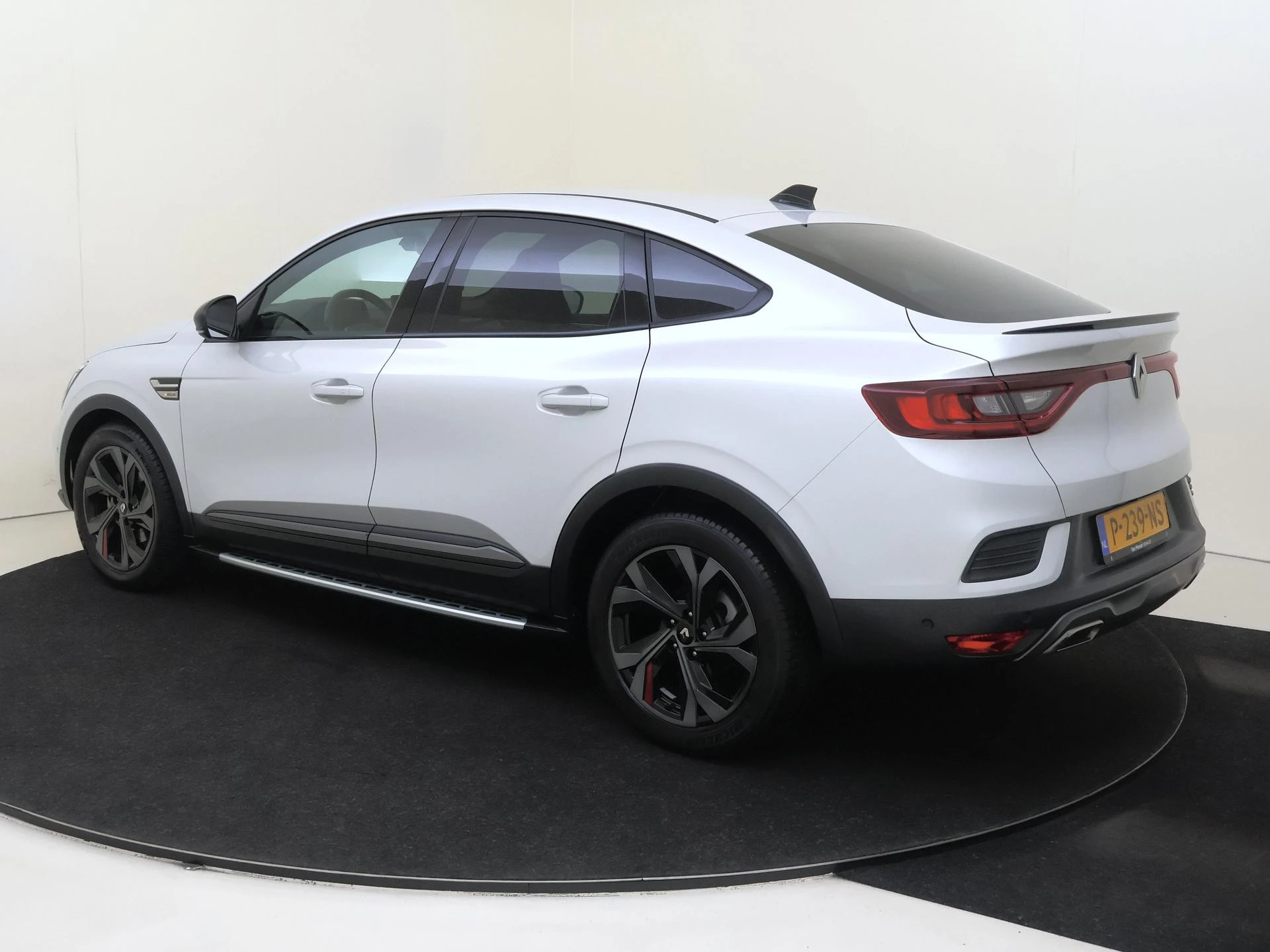 Renault Arkana 1.6 E-Tech Hybrid 145 PK R.S. Line