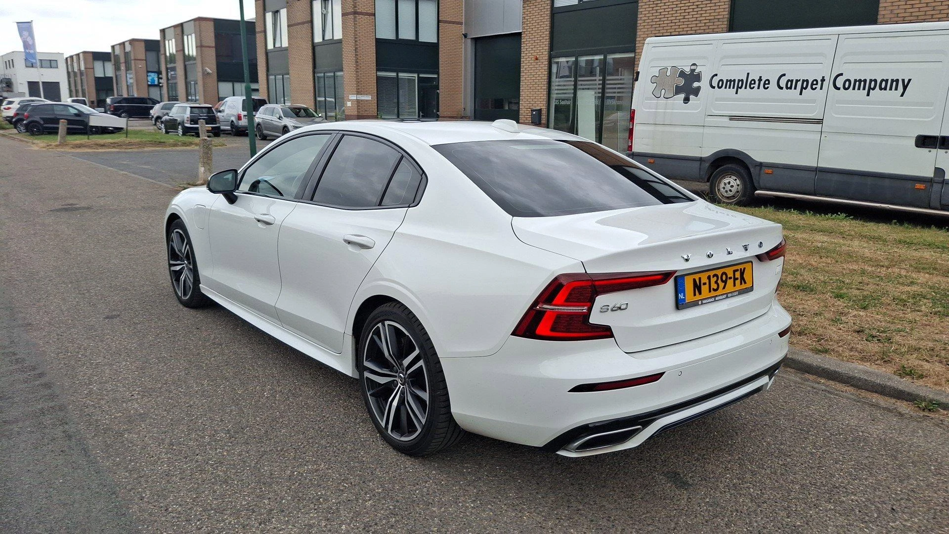 Volvo-S60-image-2