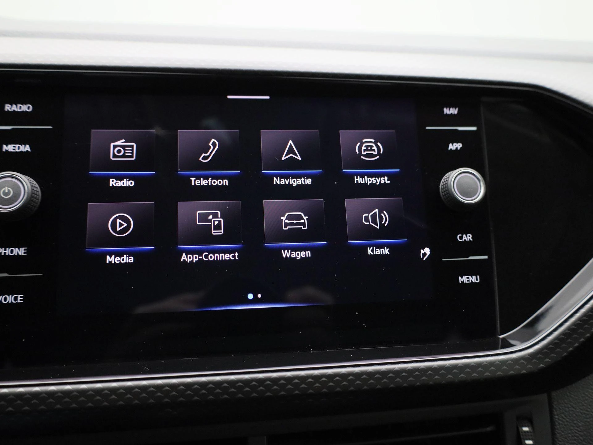 Volkswagen-T-Cross-image-24