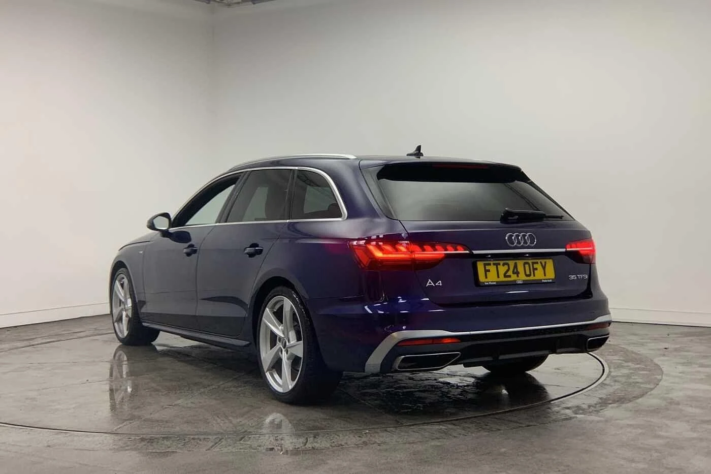 Audi-A4-image-2