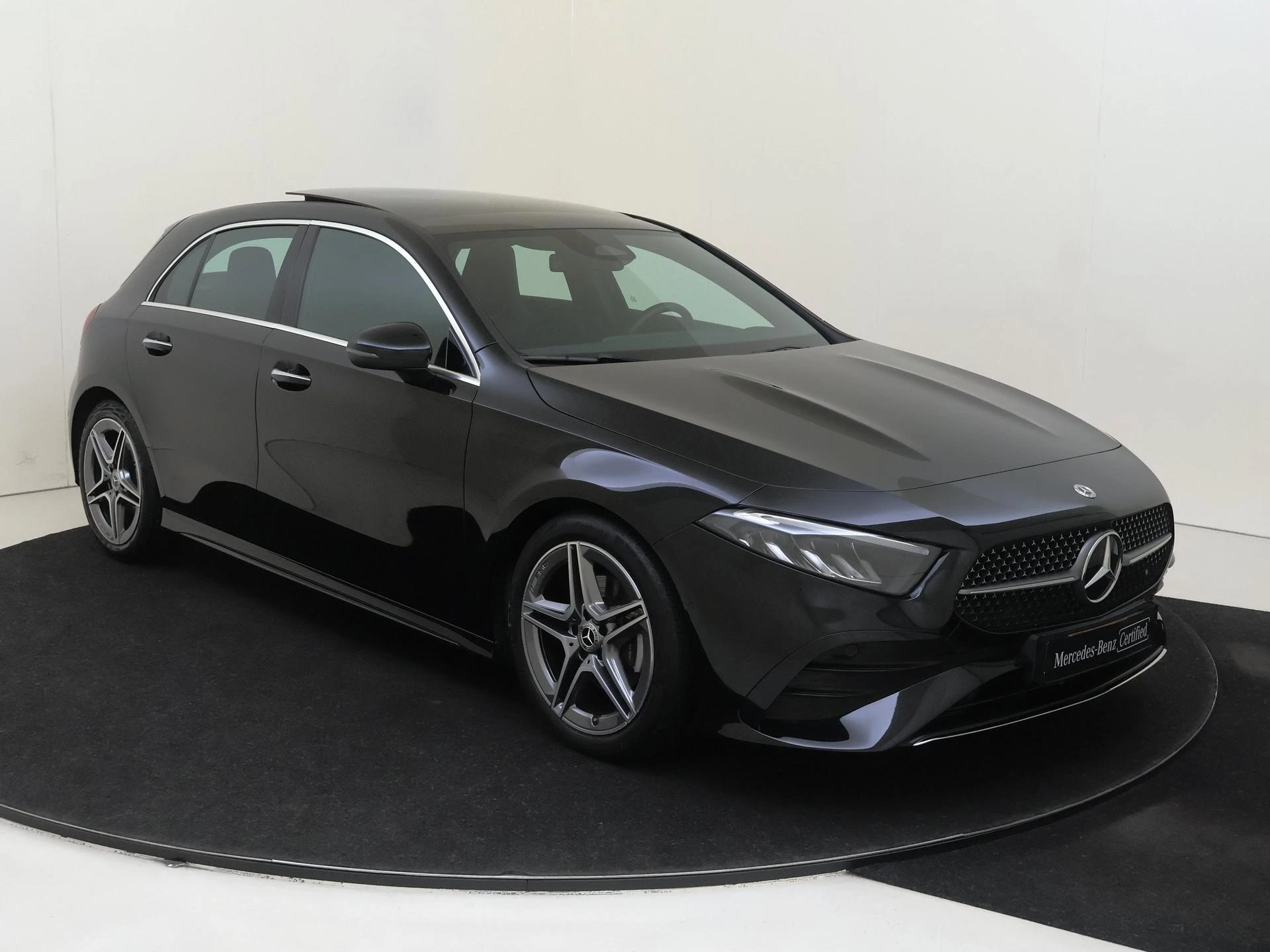 Mercedes-Benz A-Klasse 180 AMG Line