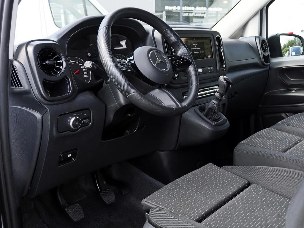 Mercedes-Benz-Vito 116-image-7