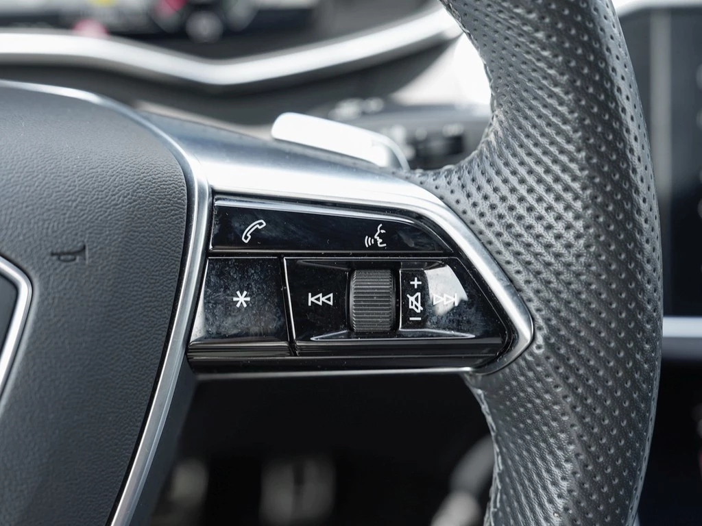 Audi S6 Avant 3.0 TDI quattro /MatrixLED/Standhzg.