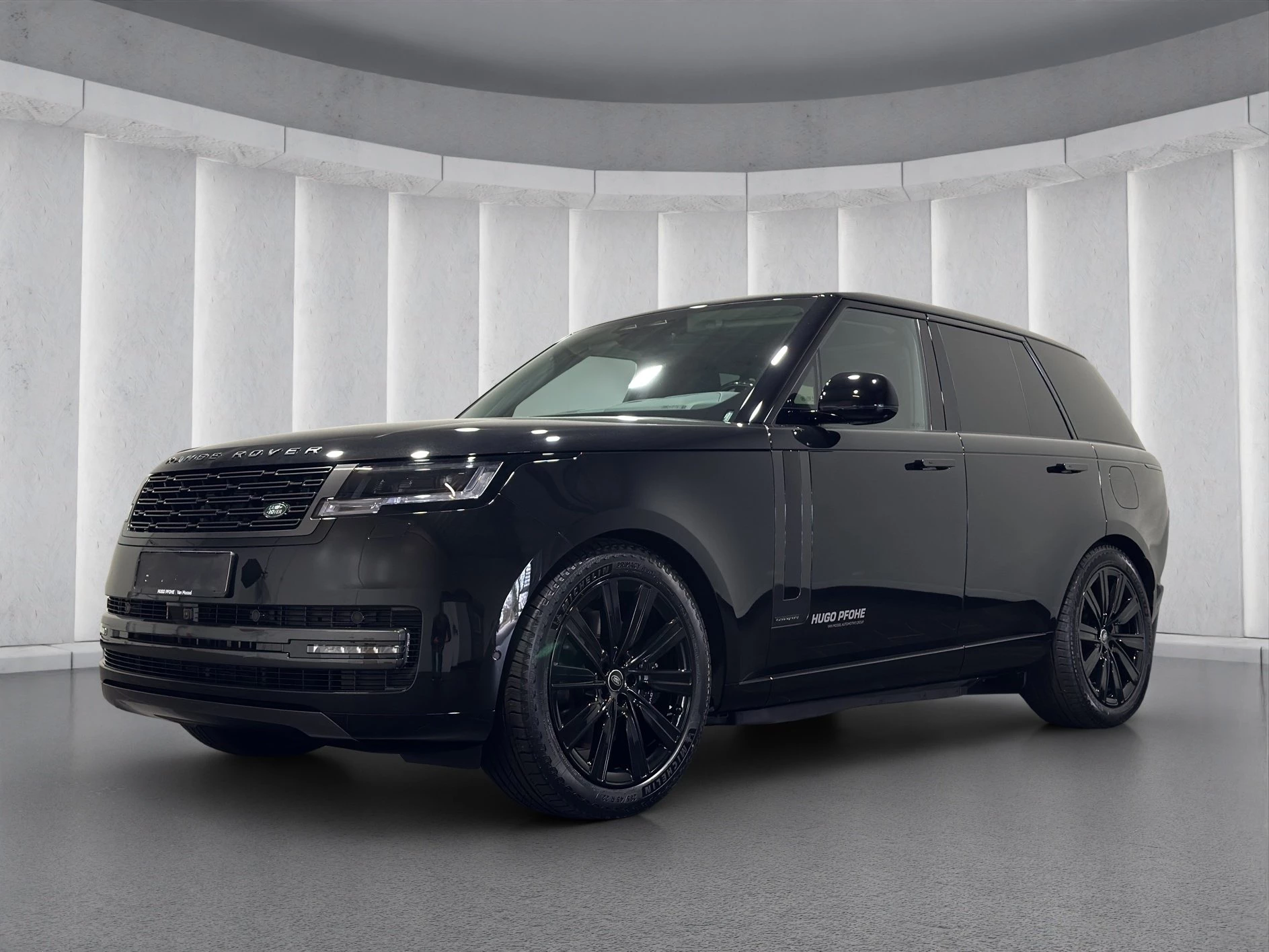 Land Rover-Range Rover-image-0