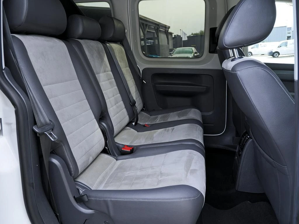 Volkswagen-Caddy-image-16