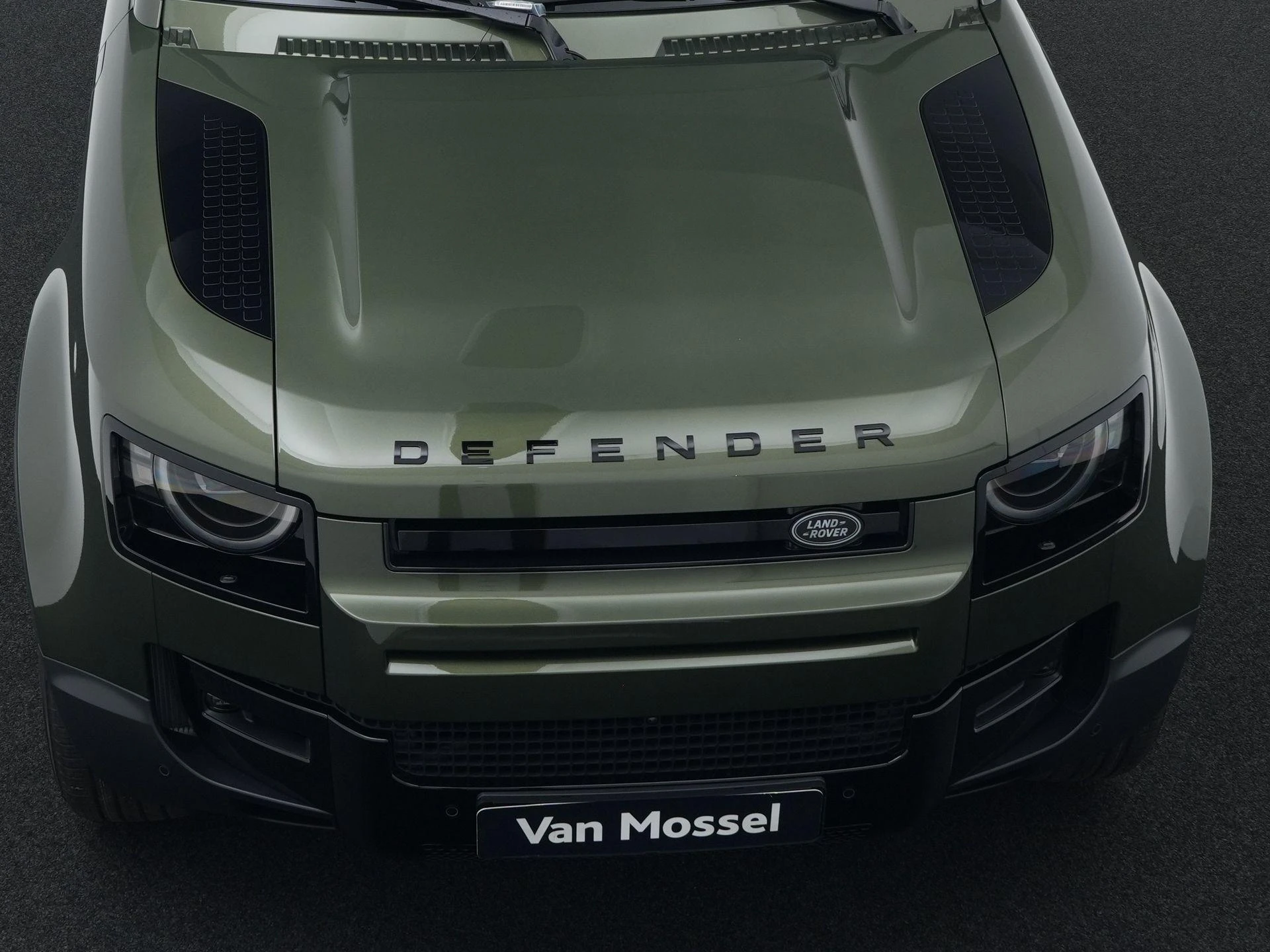 Land Rover-Defender-image-41