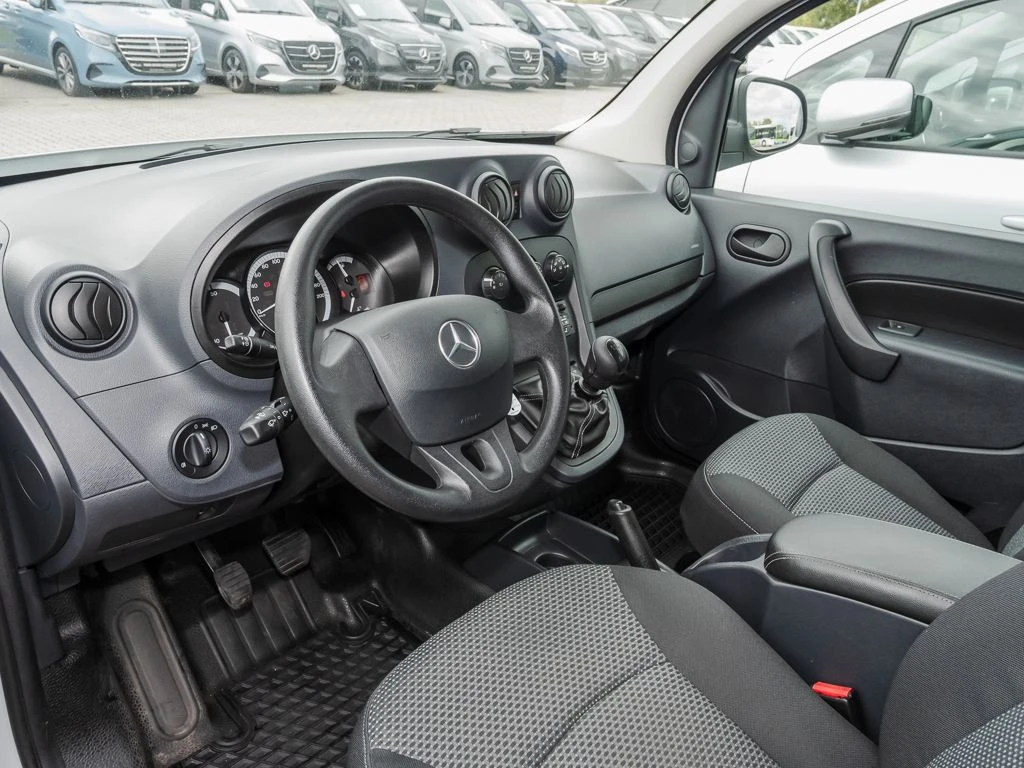 Mercedes-Benz-Citan 109 CDI-image-8